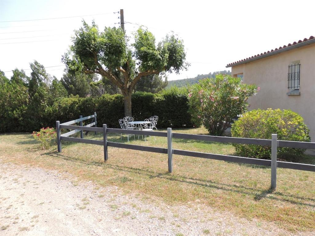 Le Gite De La Bade Villegailhenc Esterno foto
